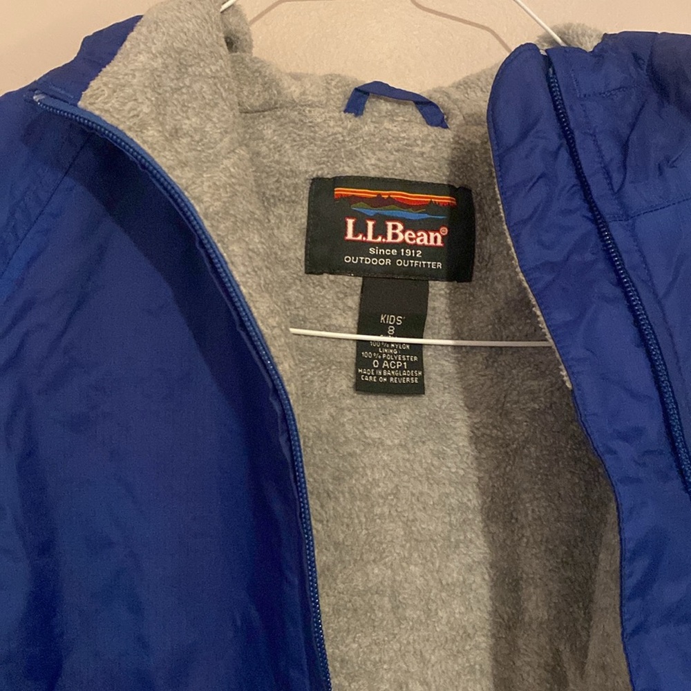 Snow jacket - Picture 2 of 3